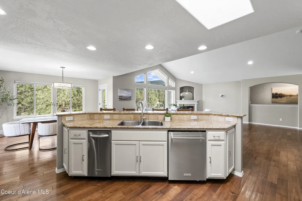 821 S Majestic View Drive Post Falls ID 83854