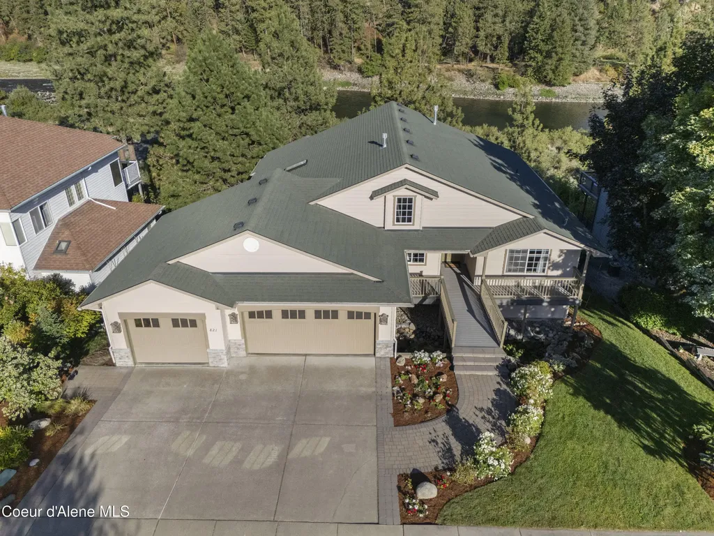 821 S Majestic View Drive Post Falls ID 83854