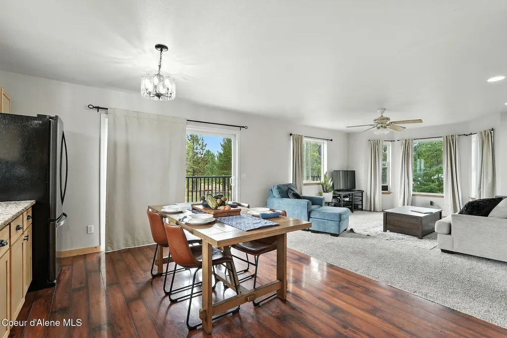 27408 N Weir Road Athol ID 83801