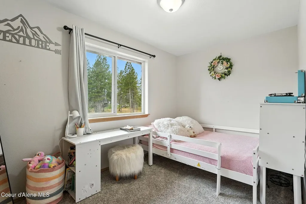 27408 N Weir Road Athol ID 83801