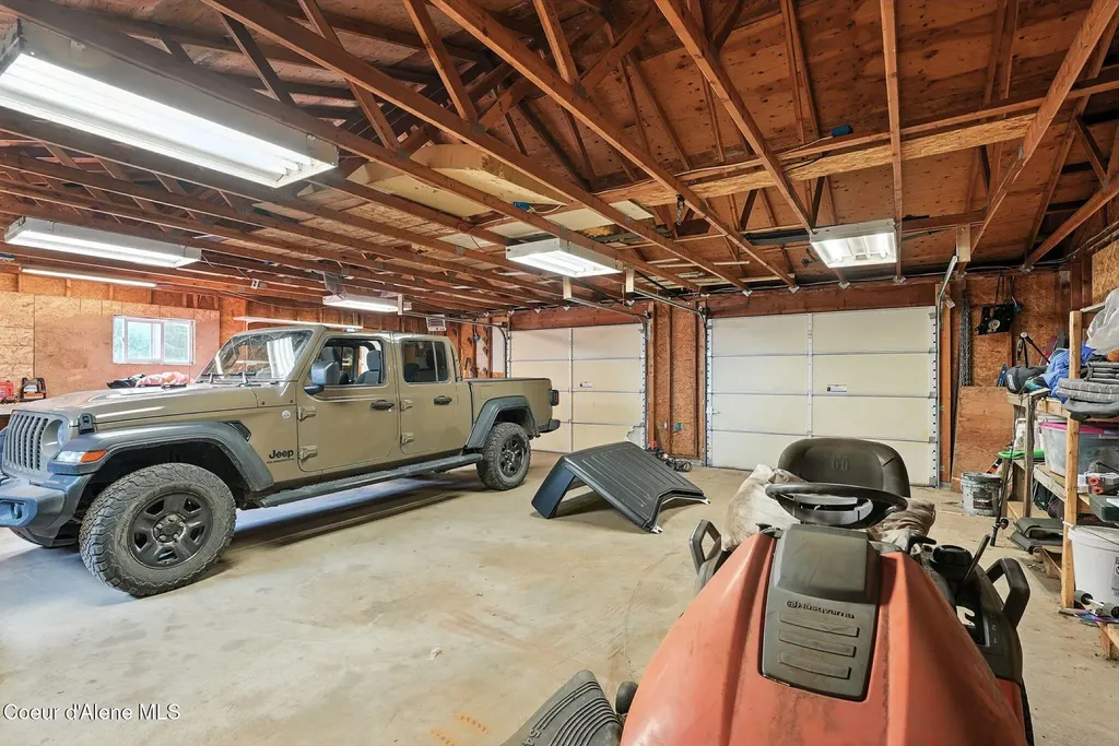 27408 N Weir Road Athol ID 83801