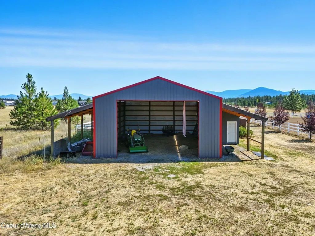 27408 N Weir Road Athol ID 83801