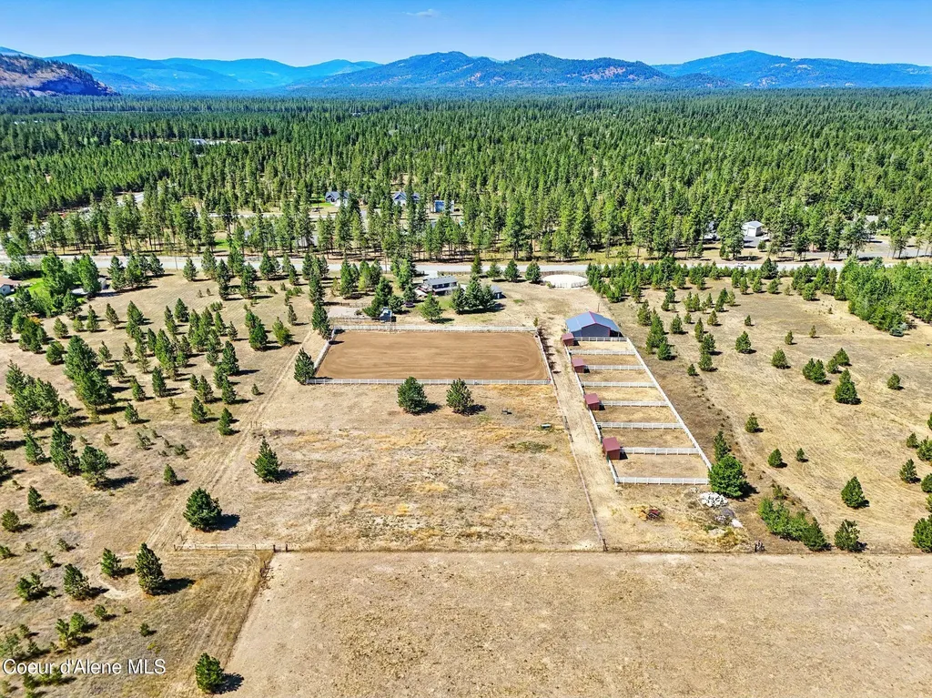 27408 N Weir Road Athol ID 83801