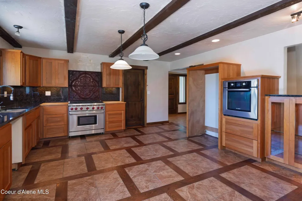 1133 Goosehaven Road St. Maries ID 83861