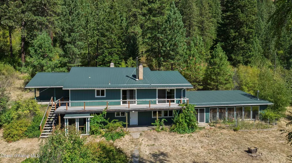1133 Goosehaven Road St. Maries ID 83861