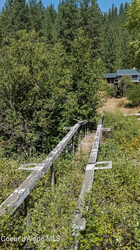 1133 Goosehaven Road St. Maries ID 83861
