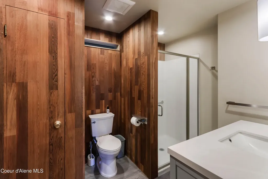 2340 Helen Thompson Road Sandpoint ID 83864