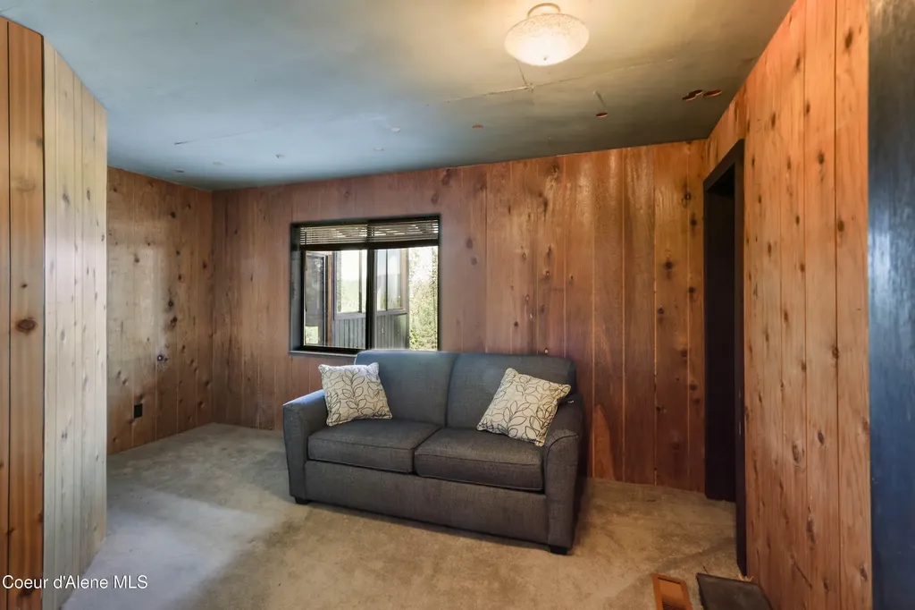 2340 Helen Thompson Road Sandpoint ID 83864