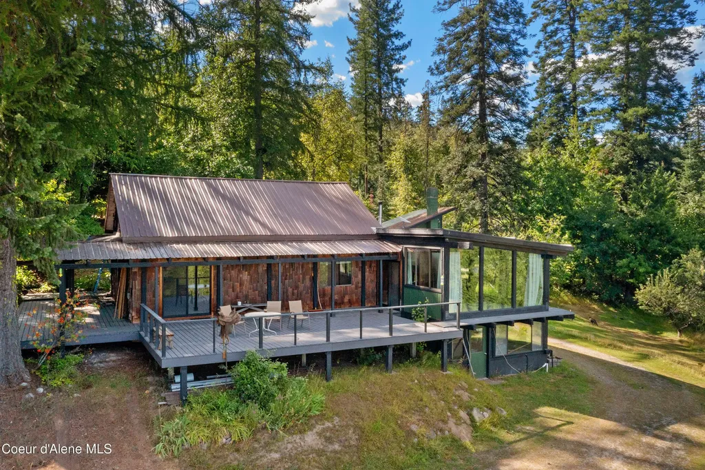 2340 Helen Thompson Road Sandpoint ID 83864