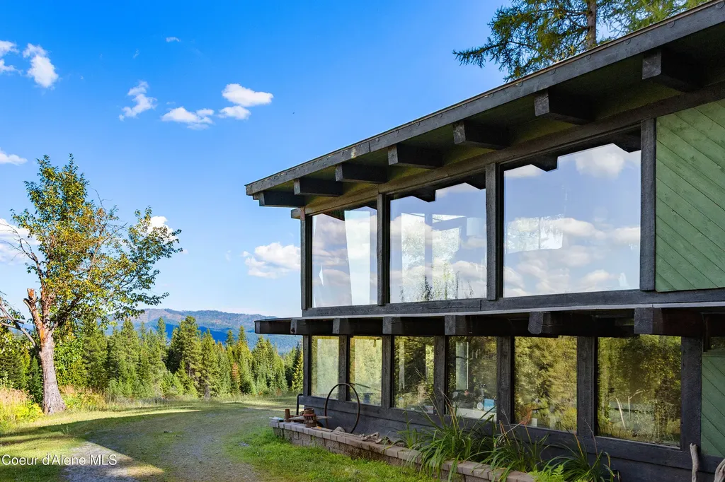 2340 Helen Thompson Road Sandpoint ID 83864