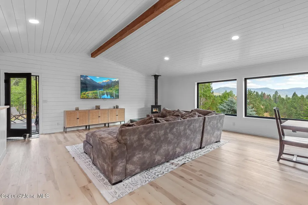 16155 N Buckhorn Road Hayden ID 83835