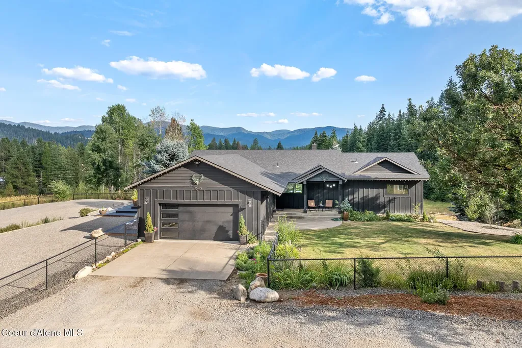 16155 N Buckhorn Road Hayden ID 83835