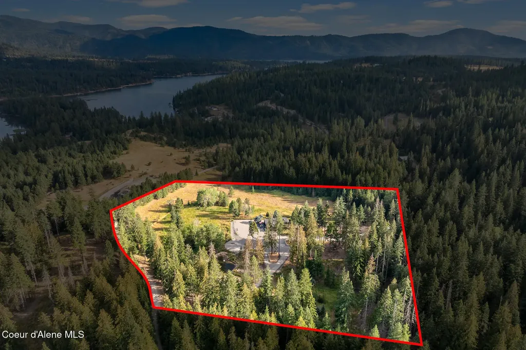 16155 N Buckhorn Road Hayden ID 83835