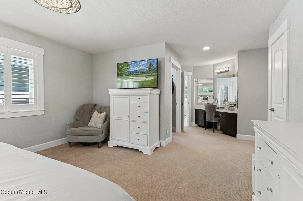 10201 N Fir Lane Hayden Lake ID 83835