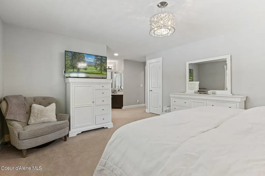 10201 N Fir Lane Hayden Lake ID 83835