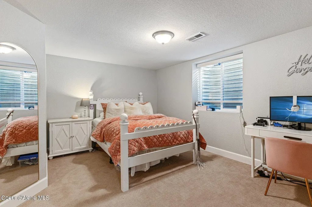 10201 N Fir Lane Hayden Lake ID 83835