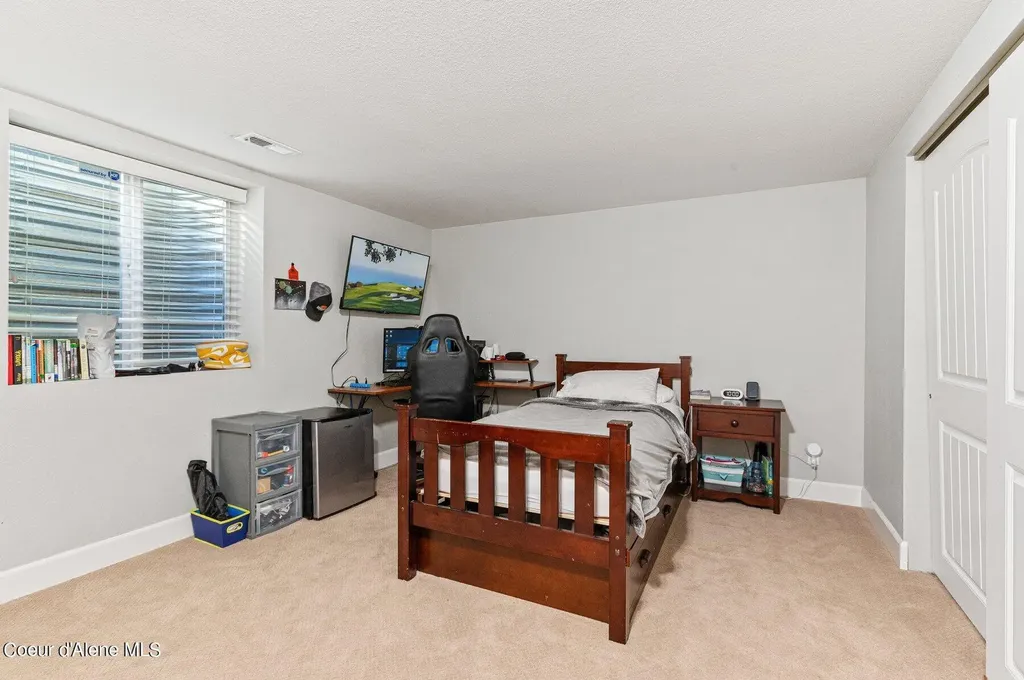 10201 N Fir Lane Hayden Lake ID 83835
