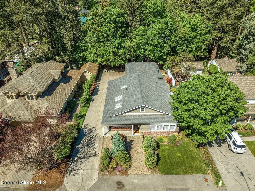 10201 N Fir Lane Hayden Lake ID 83835
