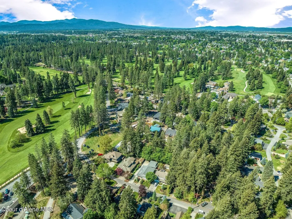 10201 N Fir Lane Hayden Lake ID 83835