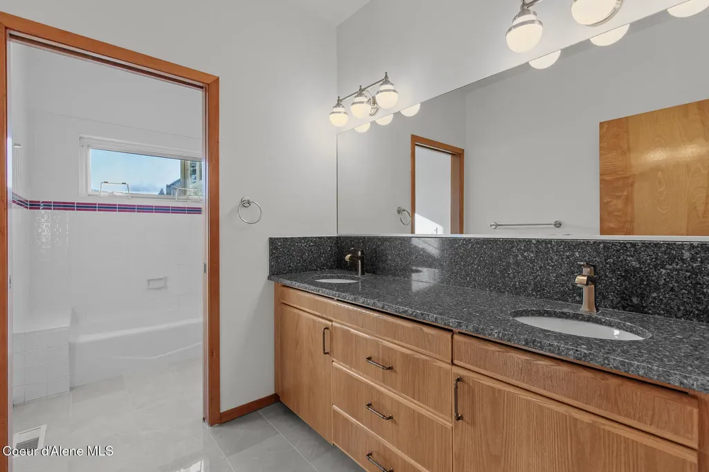 10790 N Bluerock Lane Hayden ID 83835