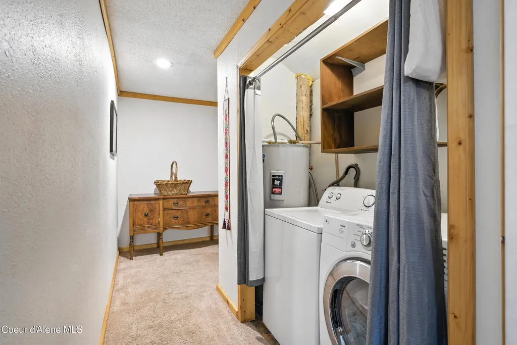 633 Old Mill Road Sandpoint ID 83864
