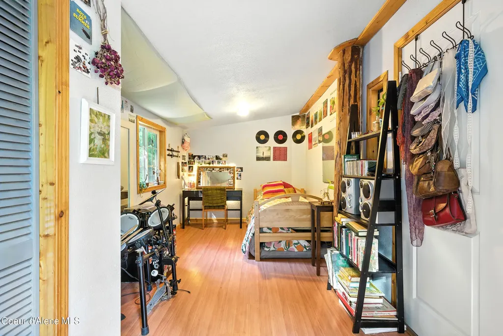 633 Old Mill Road Sandpoint ID 83864