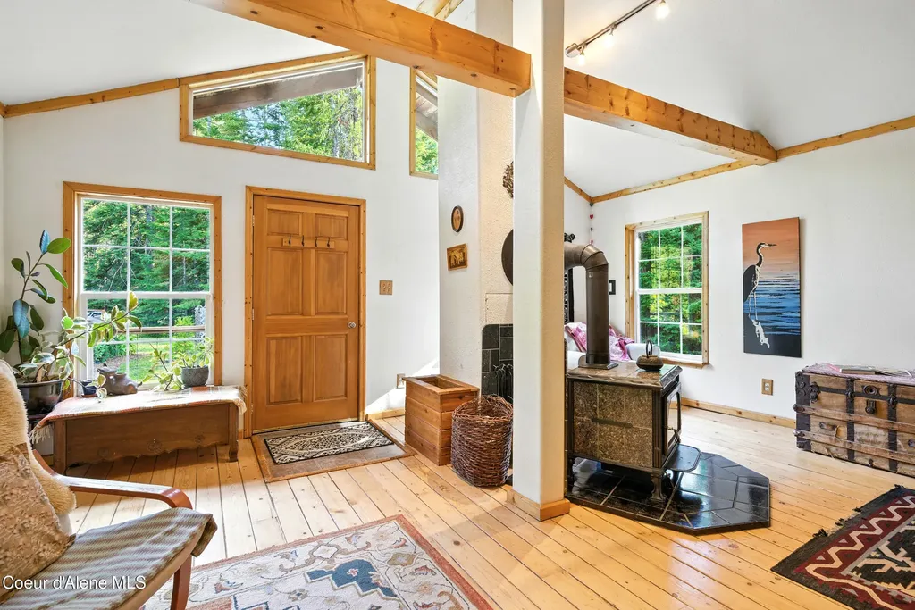 633 Old Mill Road Sandpoint ID 83864