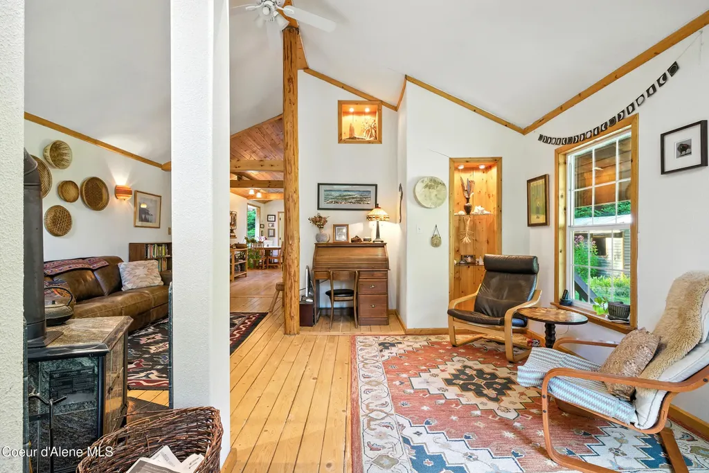 633 Old Mill Road Sandpoint ID 83864