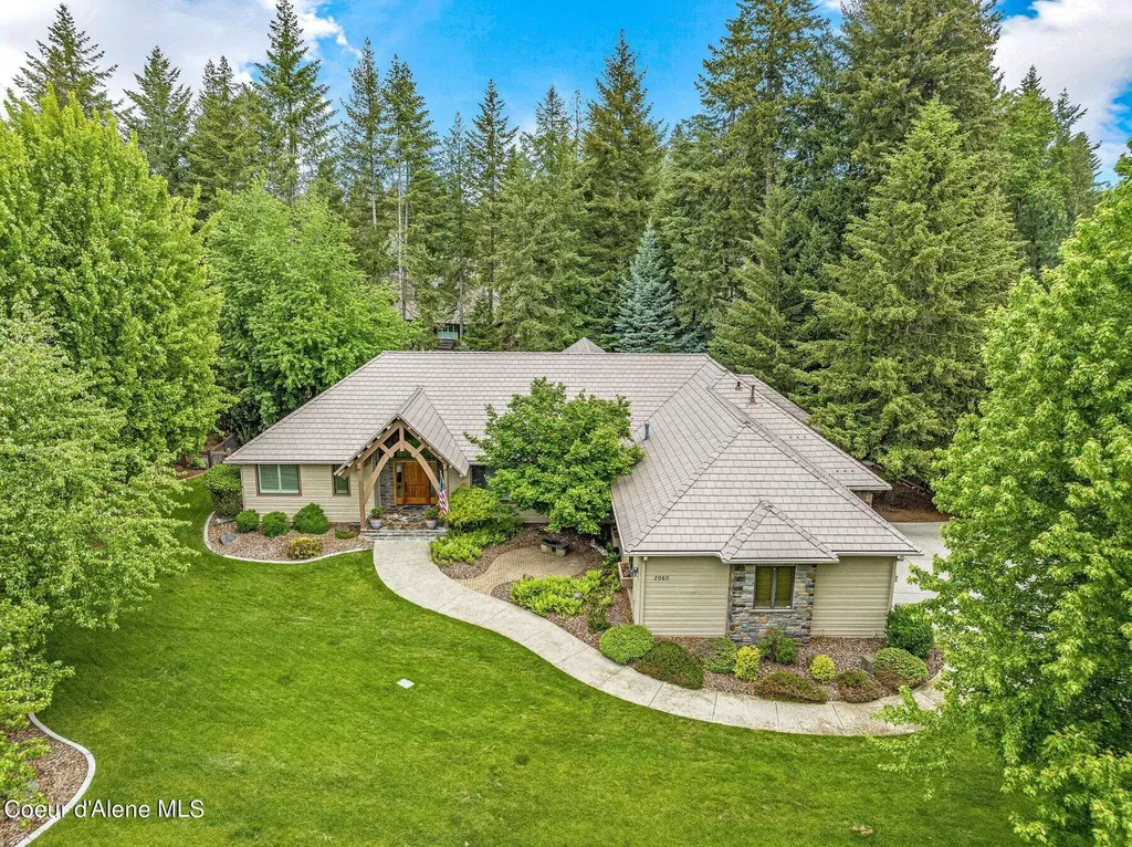 2060 E Woodstone Drive Hayden ID 83835