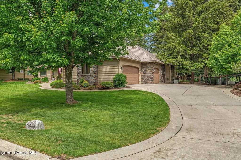 2060 E Woodstone Drive Hayden ID 83835
