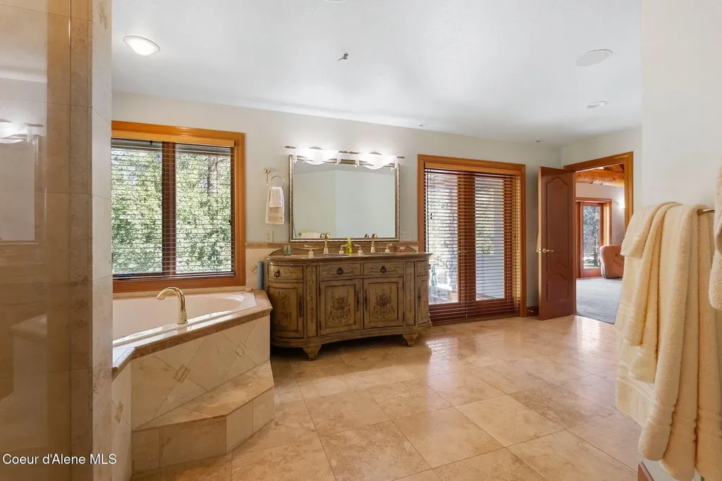 365 Simonsen Road Post Falls ID 83854