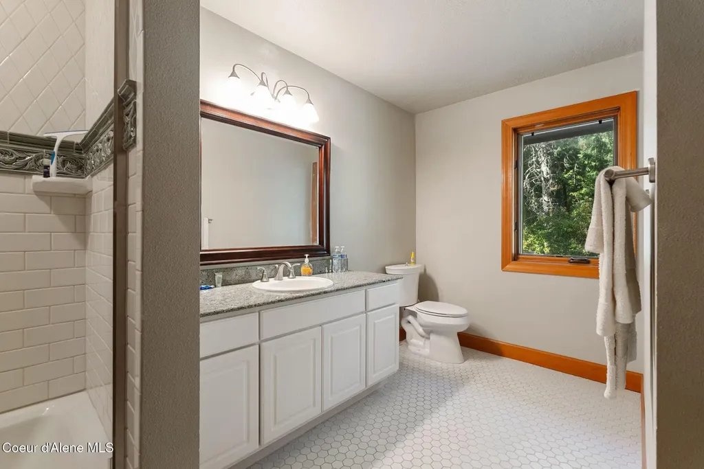 365 Simonsen Road Post Falls ID 83854