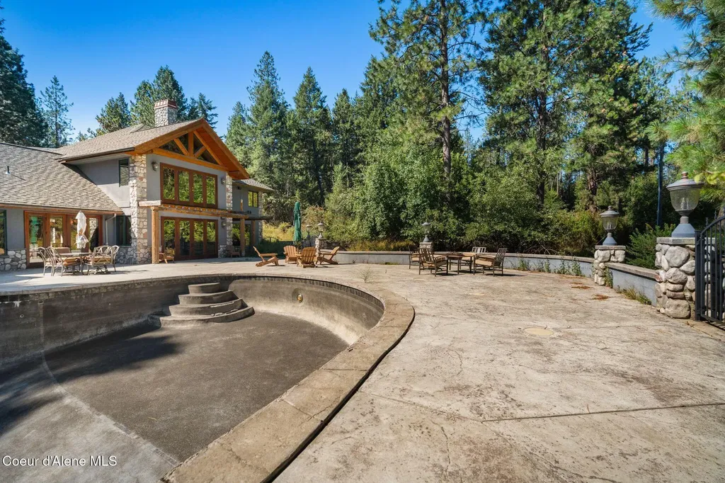 365 Simonsen Road Post Falls ID 83854