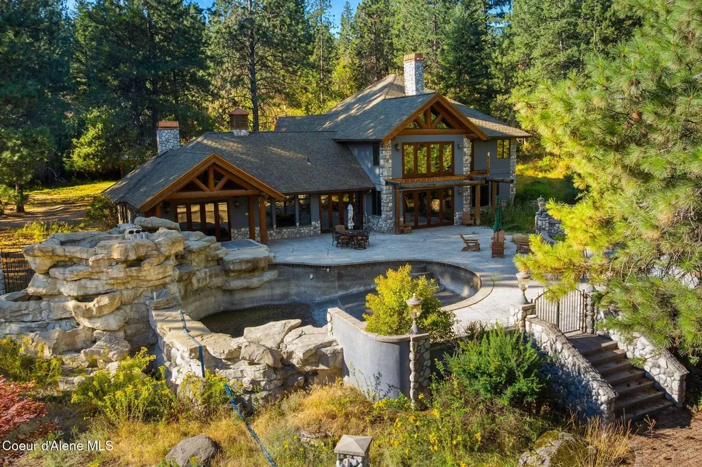 365 Simonsen Road Post Falls ID 83854