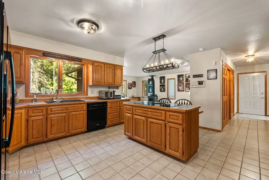 344 Upper Gold Creek Road Sandpoint ID 83864
