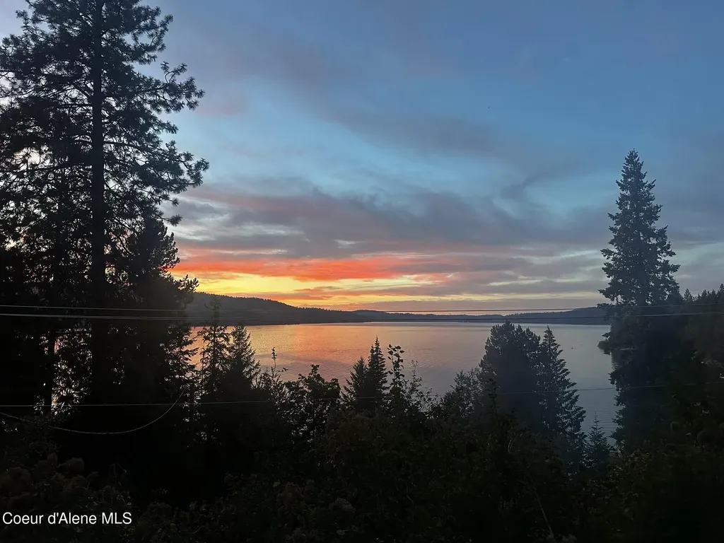 37244 S Highway 97 Harrison ID 83833