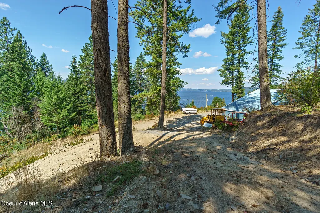37244 S Highway 97 Harrison ID 83833