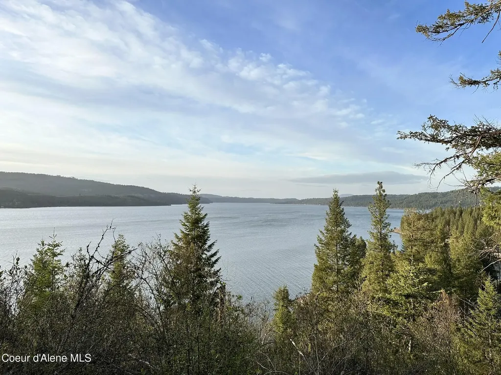 37244 S Highway 97 Harrison ID 83833