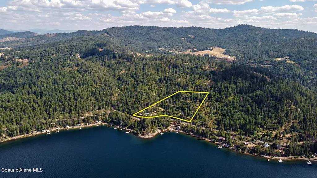 37244 S Highway 97 Harrison ID 83833