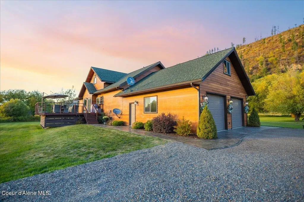 53876 Highway 200 Clark Fork ID 83811