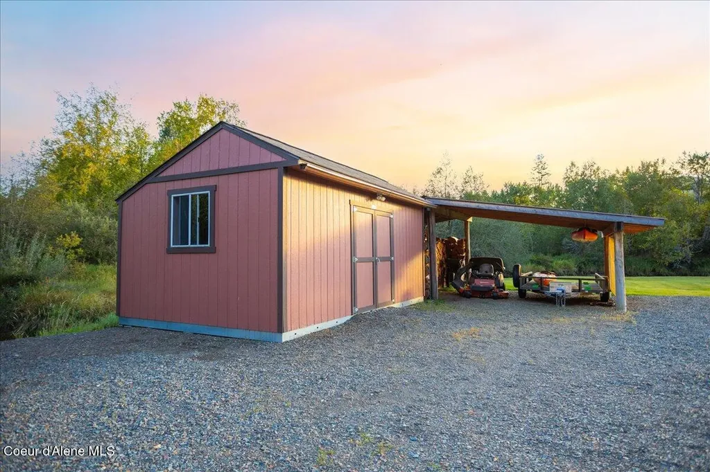 53876 Highway 200 Clark Fork ID 83811