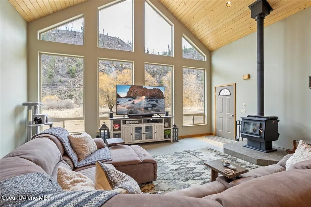 53876 Highway 200 Clark Fork ID 83811