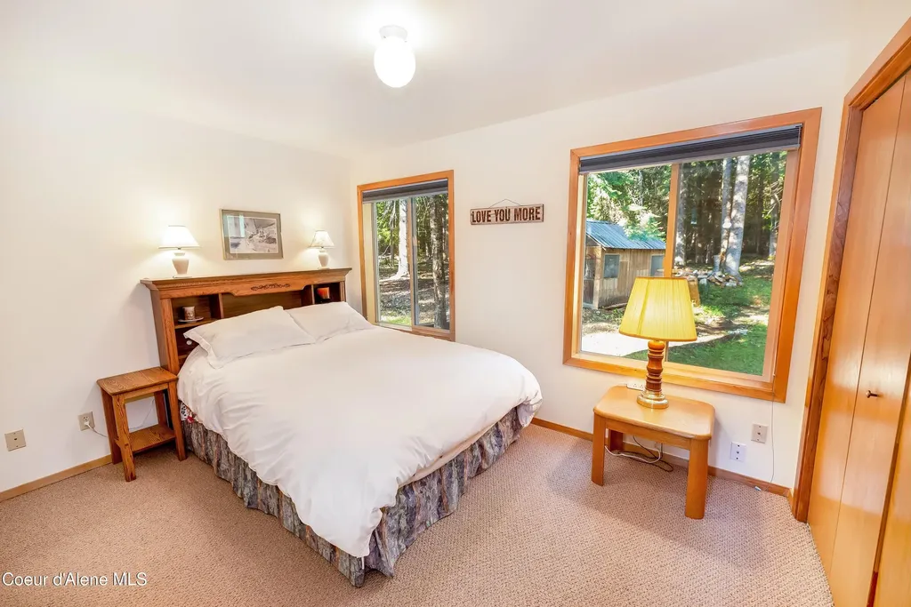 52 White Fir Lane Nordman ID 83848