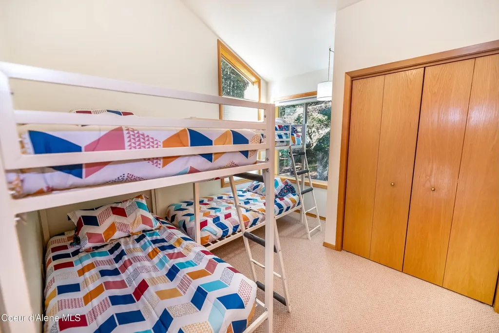 52 White Fir Lane Nordman ID 83848