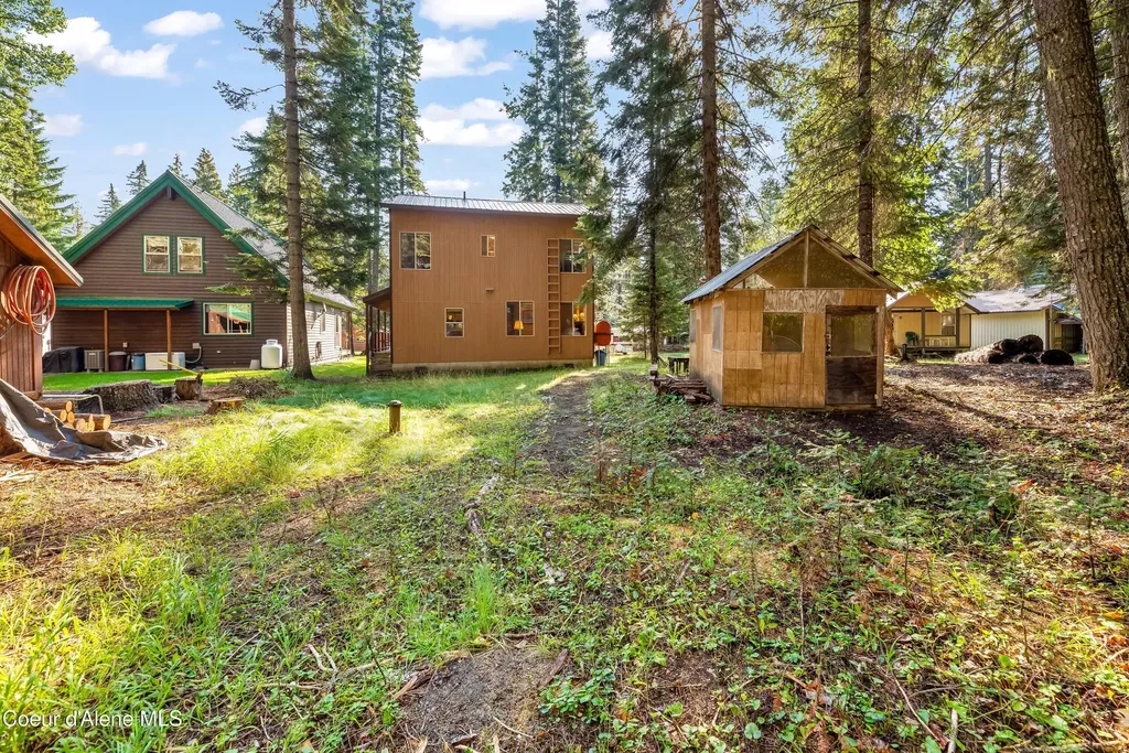 52 White Fir Lane Nordman ID 83848