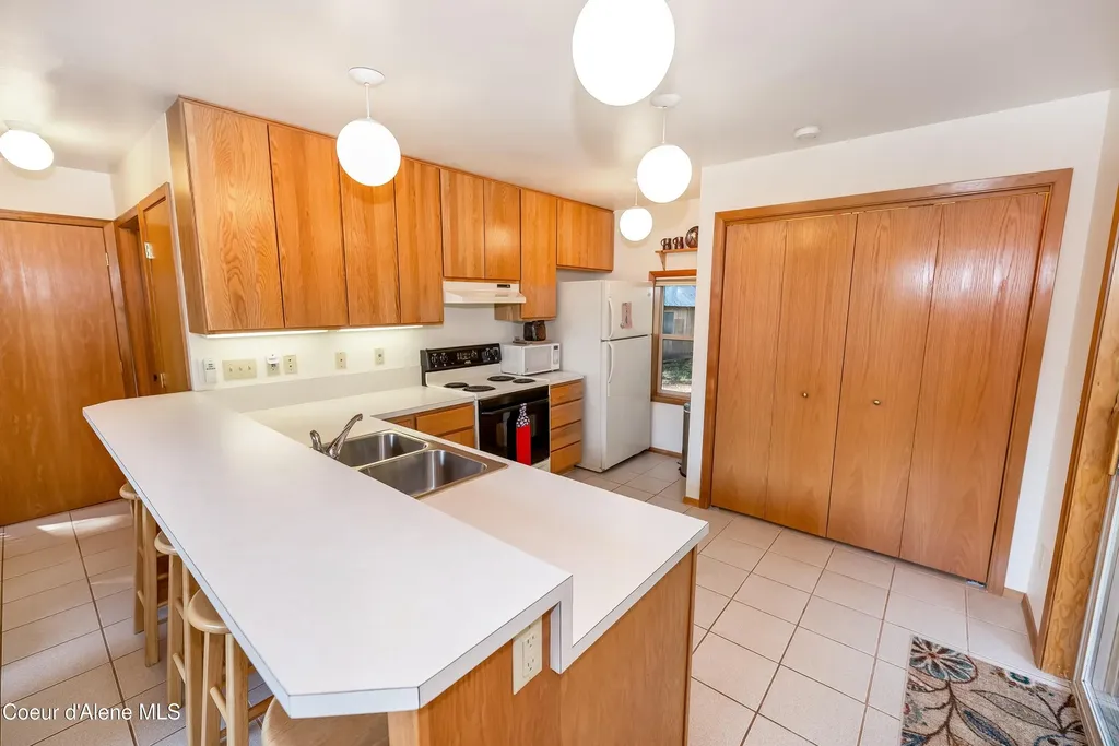 52 White Fir Lane Nordman ID 83848