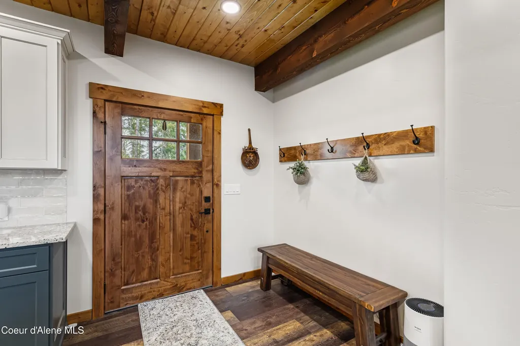 190 Whitetail Lane Bonners Ferry ID 83805