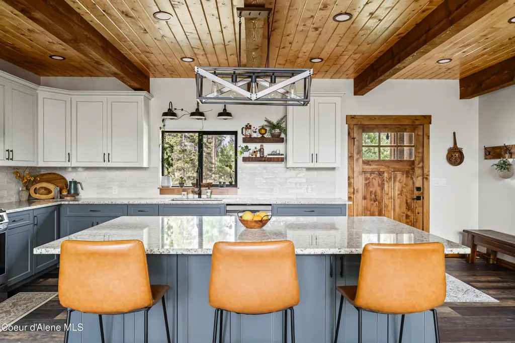 190 Whitetail Lane Bonners Ferry ID 83805