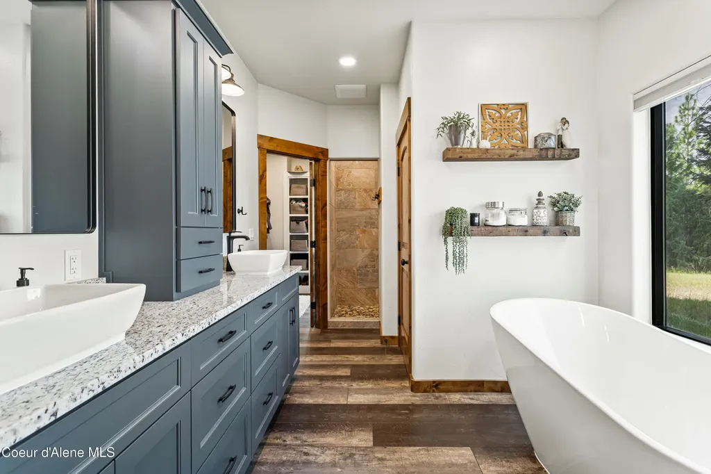 190 Whitetail Lane Bonners Ferry ID 83805