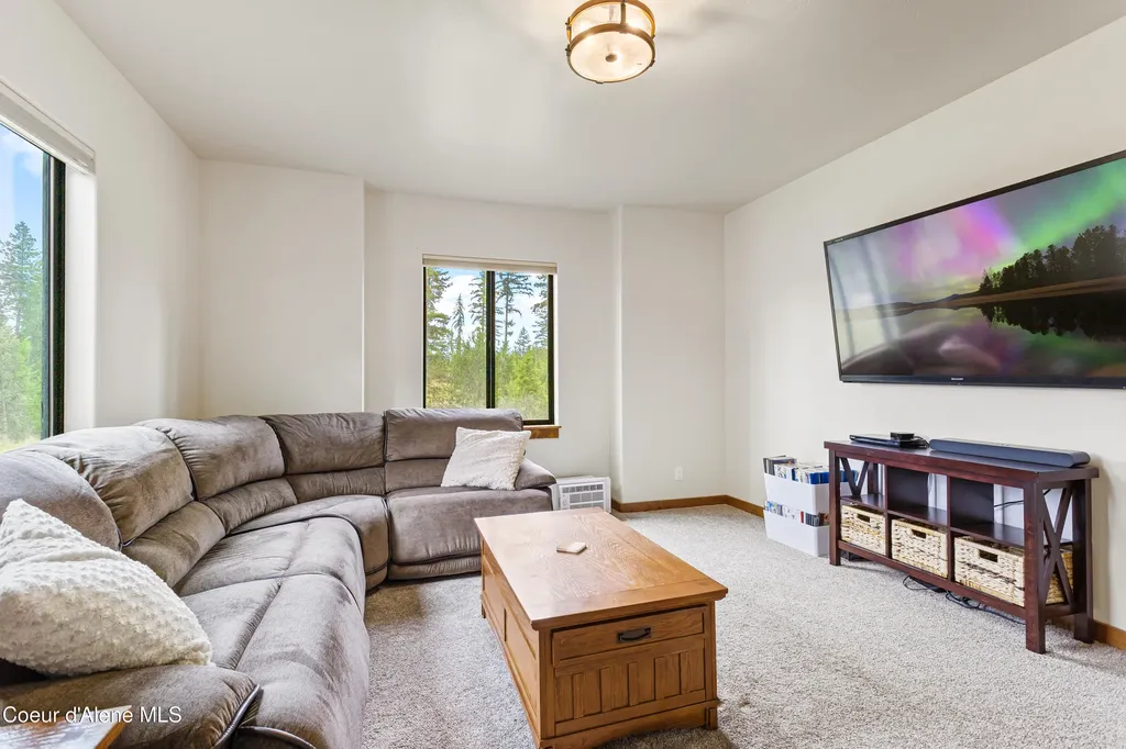 190 Whitetail Lane Bonners Ferry ID 83805